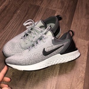 New nike tennis shoes